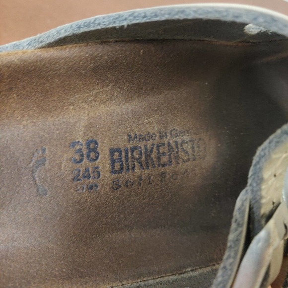 Birkenstock's Women's Footbed Sandals Slip-on Size 7 Silver 2 Strap - Picture 7 of 7